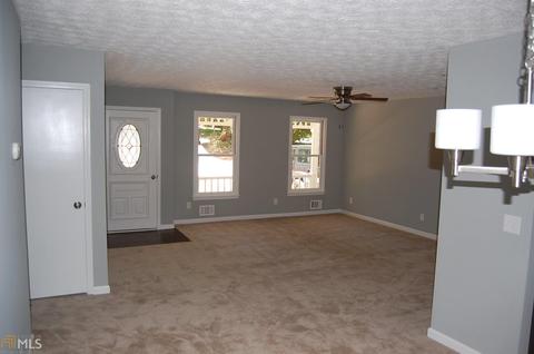 2828 Mockingbird Cir, Duluth, GA 30096 photo 5