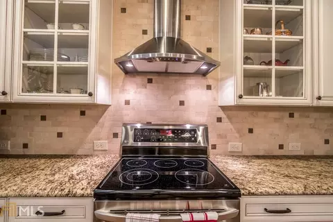 137 Timberlost Trl, Suwanee, GA 30024 photo 11