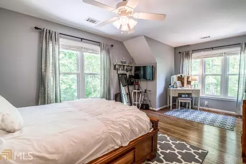 137 Timberlost Trl, Suwanee, GA 30024 photo 18