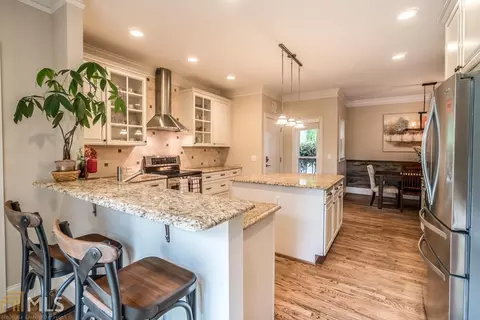 137 Timberlost Trl, Suwanee, GA 30024 photo 12