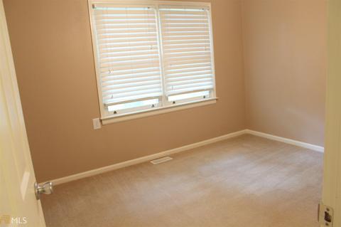 527 Hickory, Forsyth, GA 31029 photo 11