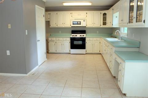 527 Hickory, Forsyth, GA 31029 photo 7