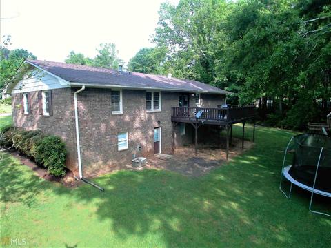 105 Bartlett Cir, Bowdon, GA 30108 photo 9