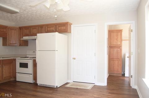 108 Post Oak Dr, Jackson, GA 30233 photo 12