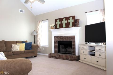 109 Perimeter Dr, Lagrange, GA 30241 photo 3