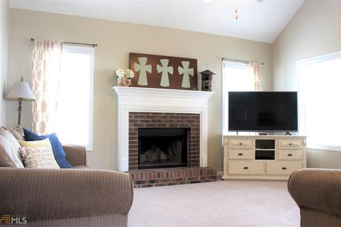 109 Perimeter Dr, Lagrange, GA 30241 photo 4