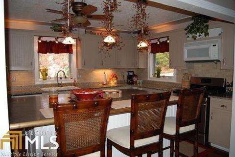 264 Lancelot Loop, Clayton, GA 30525 photo 4