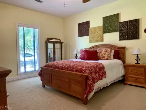 228 E Yorktown Dr, Lagrange, GA 30240 photo 13