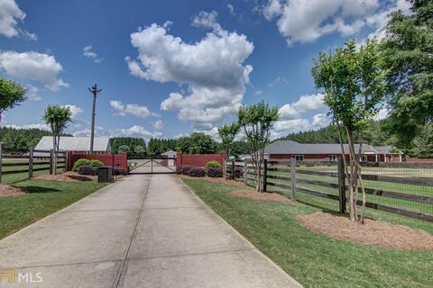 225 Meadows Rd, Covington, GA 30014 photo 3