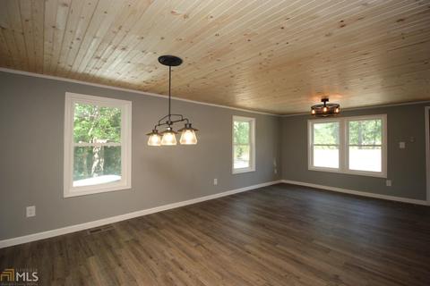 248 Wares Cross Rd, Lagrange, GA 30240 photo 2