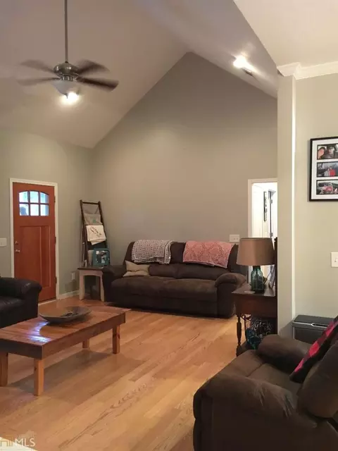 180 Leathea Dr, Lagrange, GA 30241 photo 8