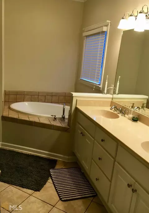 180 Leathea Dr, Lagrange, GA 30241 photo 11