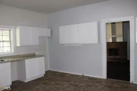 36 N Broad St, Porterdale, GA 30014 photo 3