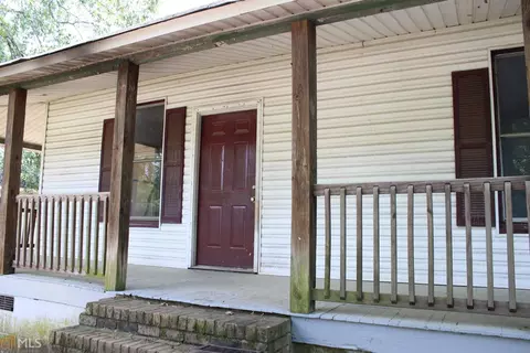 36 N Broad St, Porterdale, GA 30014 photo 2