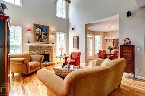 770 Riverside Dr, Suwanee, GA 30024 photo 14