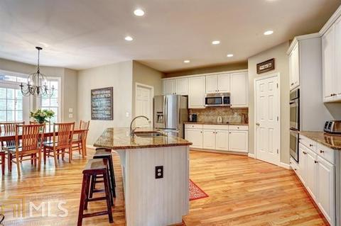 770 Riverside Dr, Suwanee, GA 30024 photo 8