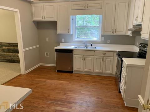 445 Cambridge Way, Covington, GA 30016 photo 6