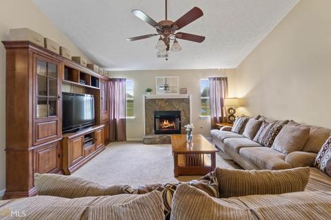 128 Greenleaf Dr, Hampton, GA 30228 photo 6