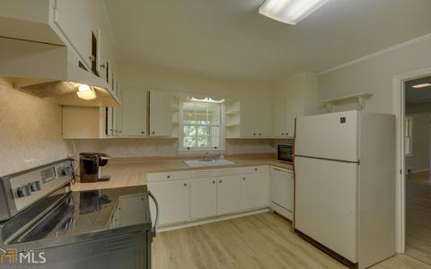 79 Hillcrest Dr, Toccoa, GA 30577 photo 12