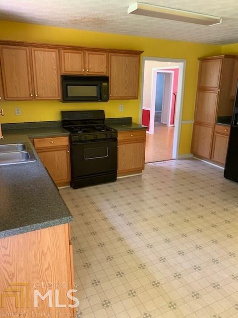 1810 Ulmus Ct, Hampton, GA 30228 photo 5