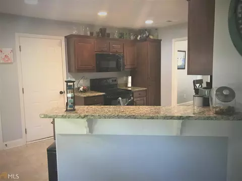 231 Arrowhead Trl, Jefferson, GA 30549 photo 2