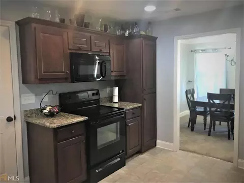 231 Arrowhead Trl, Jefferson, GA 30549 photo 3