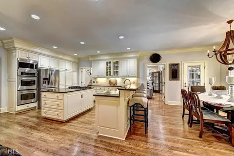 5990 Ettington Dr, Suwanee, GA 30024 photo 15