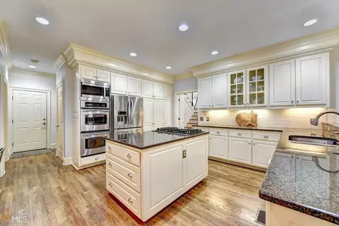5990 Ettington Dr, Suwanee, GA 30024 photo 13