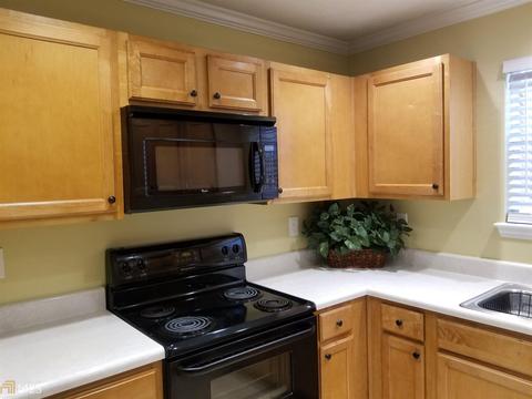 11214 James Madison Dr, Hampton, GA 30228 photo 4