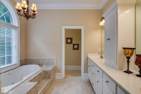 206 Stream Side Dr, Pendergrass, GA 30567 photo 18