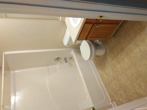 7083 Georges Way, Morrow, GA 30260 photo 10