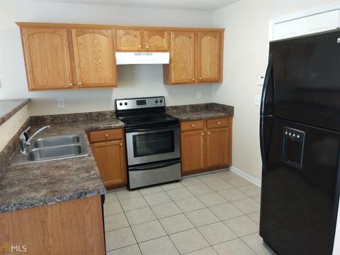 7083 Georges Way, Morrow, GA 30260 photo 2