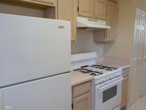 3077 Botany Dr, Jonesboro, GA 30236 photo 5