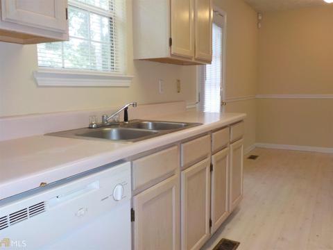 3077 Botany Dr, Jonesboro, GA 30236 photo 7