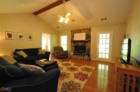 122 Greenbriar Trl, Lagrange, GA 30241 photo 3