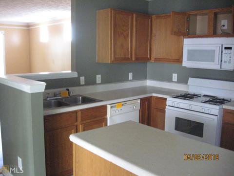 260 Meadow Ridge Dr, Covington, GA 30016 photo 9