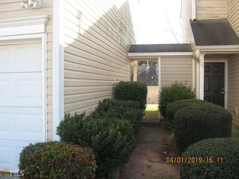 260 Meadow Ridge Dr, Covington, GA 30016 photo 3