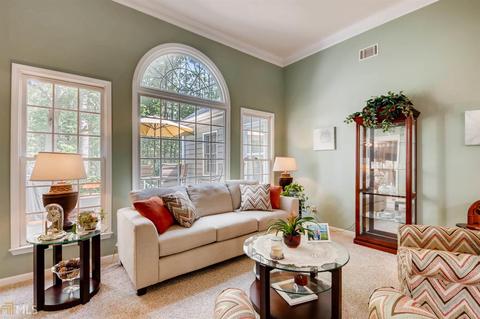 1095 Pebble Bend Dr, Grayson, GA 30017 photo 5