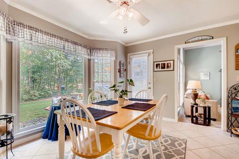 1095 Pebble Bend Dr, Grayson, GA 30017 photo 12