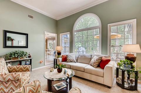 1095 Pebble Bend Dr, Grayson, GA 30017 photo 4