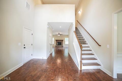 129 Johns Way, Commerce, GA 30529 photo 3
