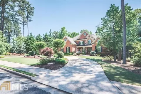 5380 Laurel Oak Dr, Suwanee, GA 30024 photo 1