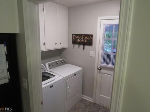 1541 E Tugalo St, Toccoa, GA 30577 photo 3