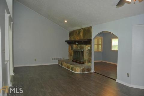 3213 Glen Hollow Dr, Rex, GA 30273 photo 7
