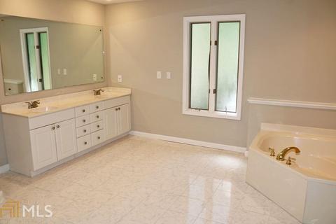 4064 Ryckeley Dr, Gainesville, GA 30504 photo 17