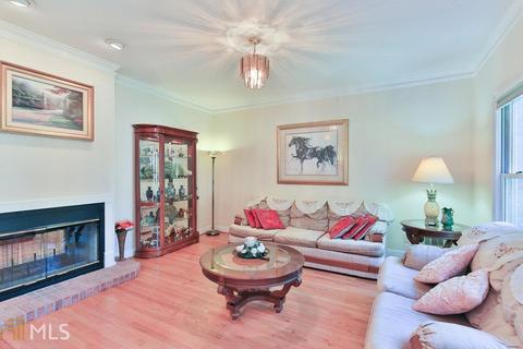 2875 Pine St, Duluth, GA 30096 photo 2