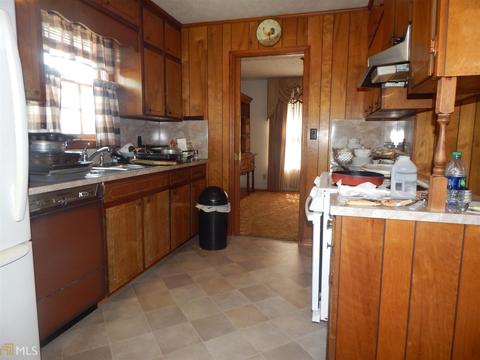 302 Sivell Rd, Lagrange, GA 30241 photo 2