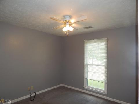 207 Merrill Dr, Lagrange, GA 30241 photo 12