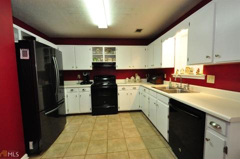 120 Waterview Dr, Lagrange, GA 30240 photo 4