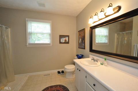 220 Beechwood Cir, Lagrange, GA 30240 photo 10